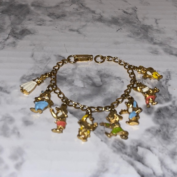 walt disney productions Jewelry - Vintage 1960’s Walt Disney Productions Snow White & 7 dwarf’s charm bracelet